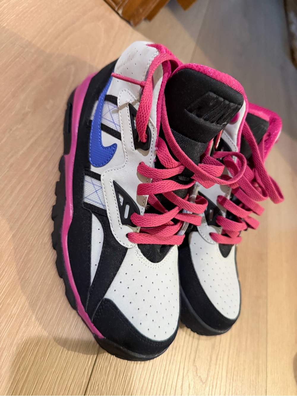 Nike Kids Sneakers in White, Black, Pink & Blue
